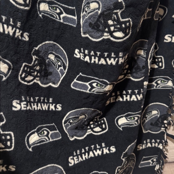 Crib Quilted Seahawks Fringe Fleece Blanket Homemade, car seat, lap. Chair - Picture 5 of 5